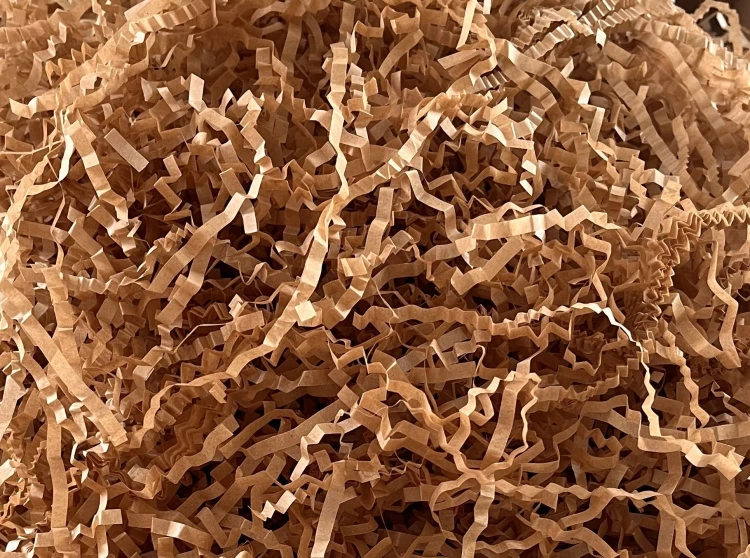 Eko-Wypelniacz-Papierowy-ozdobny-Kraft-ZigZag-2-kg-do-paczek-prezentow.jpg